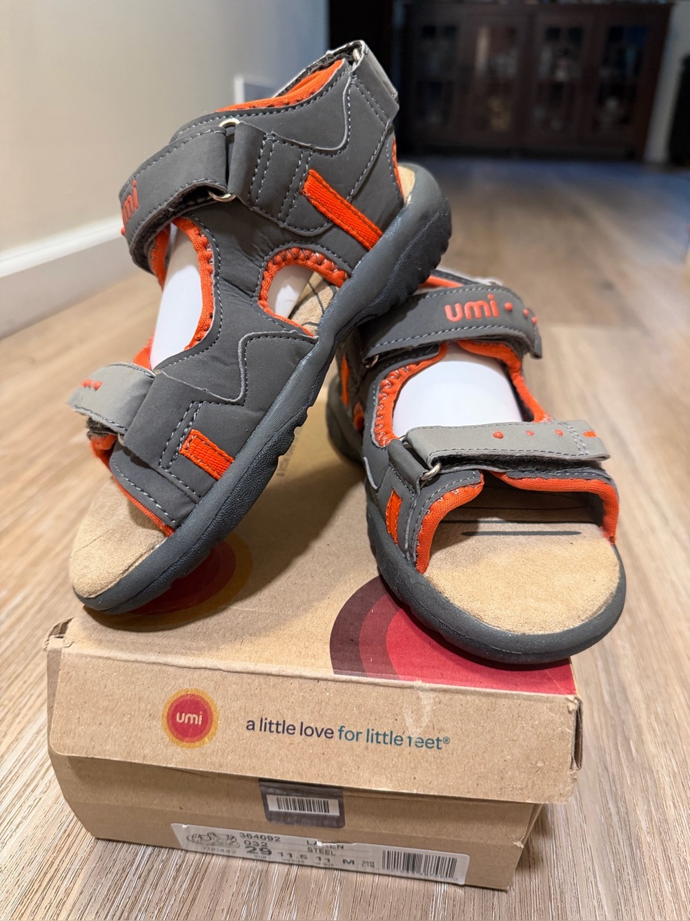 Made To Play UMI Water Friendly Sandals Shoes Size 11.5 Kids US EU 29 UK 11 NIB